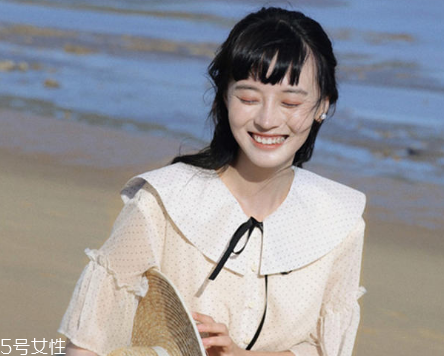 畢業(yè)照穿什么衣服好看？拍畢業(yè)照穿搭技巧