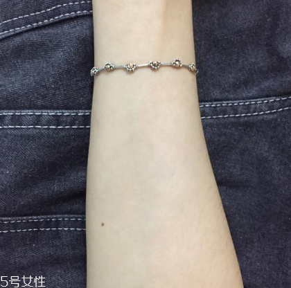 植村秀粉底液哪款好用 花瓣輕肌和塑顏光感哪個(gè)好 植村秀粉底液哪款好用 花瓣輕肌和塑顏光感哪個(gè)好