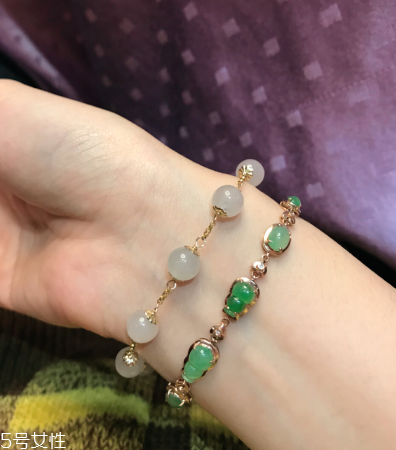 翡翠手鏈怎么鑒定真假？翡翠手鏈真假辨別
