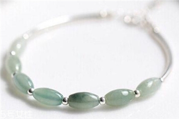 翡翠手鏈怎么鑒定真假？翡翠手鏈真假辨別