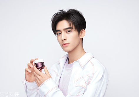 希思黎黑玫瑰初戀霜怎么樣？希思黎黑玫瑰初戀霜測(cè)評(píng)