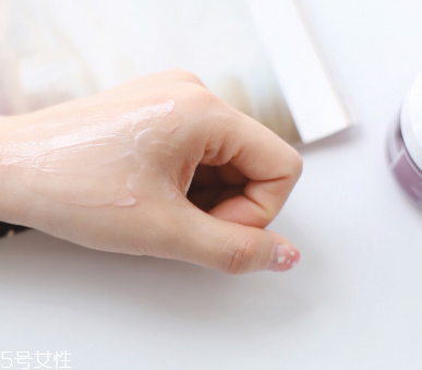 希思黎黑玫瑰初戀霜怎么樣？希思黎黑玫瑰初戀霜測(cè)評(píng)