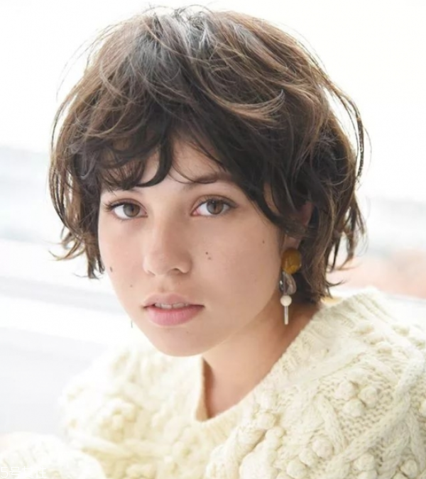 日系染發(fā)顏色 日系短發(fā)2022 日系染發(fā)顏色 日系短發(fā)2022