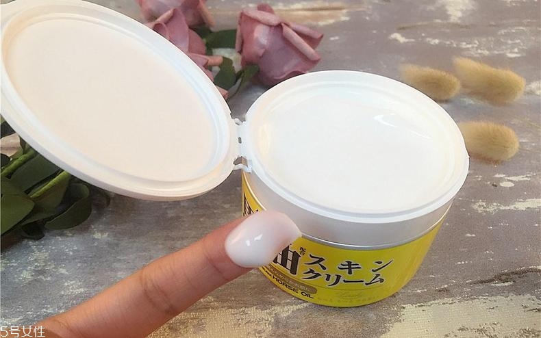 北海道馬油面霜怎么用 北海道馬油面霜夏天用油嗎 北海道馬油面霜怎么用 北海道馬油面霜夏天用油嗎