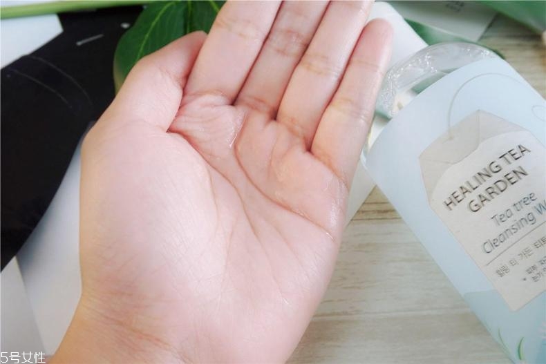 得鮮卸妝水含酒精嗎 得鮮茶樹卸妝水孕婦能用嗎 得鮮卸妝水含酒精嗎 得鮮茶樹卸妝水孕婦能用嗎