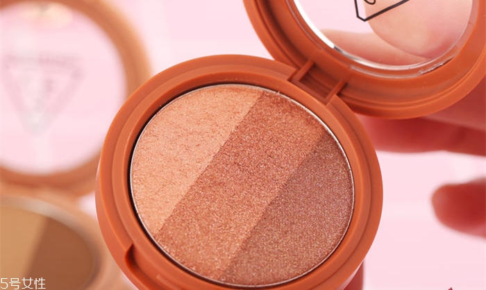 楓葉紅眼影哪個(gè)牌子好 8款熱門(mén)楓葉紅眼影盤(pán)點(diǎn)