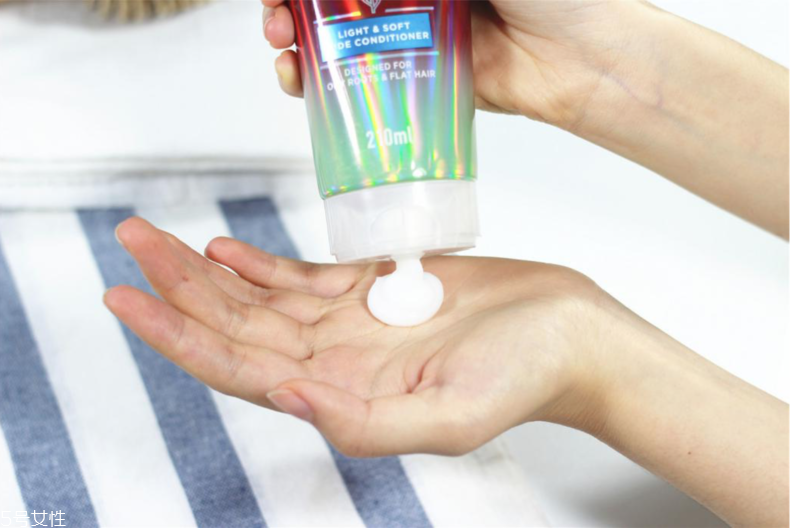 沙宣輕潤(rùn)系列怎么樣 沙宣輕潤(rùn)系列好用嗎 沙宣輕潤(rùn)系列怎么樣 沙宣輕潤(rùn)系列好用嗎