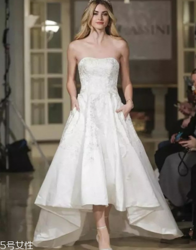 婚紗什么時(shí)候穿？新娘什么時(shí)候換婚紗？