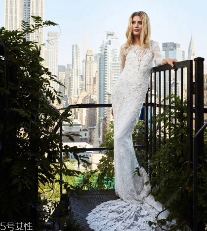 婚紗什么時(shí)候定？婚紗提前多長(zhǎng)時(shí)間定？