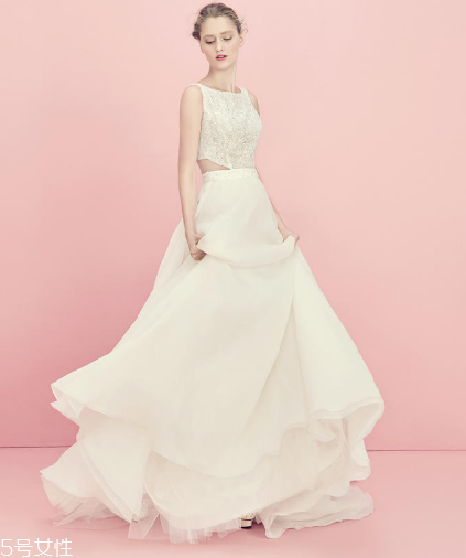 婚紗上的紅酒怎么處理？婚紗沾上紅酒怎么洗掉？