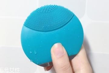 干皮可以用洗臉儀嗎？干皮適不適合用洗臉儀？