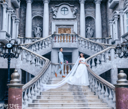 婚紗定金可以退嗎？婚紗定了還能退嗎？