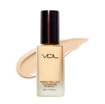 油皮適合氣墊還是粉底液 油皮用粉底液還是氣墊？