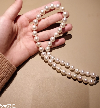 珍珠項(xiàng)鏈長(zhǎng)度怎么選？珍珠項(xiàng)鏈多長(zhǎng)比較好？