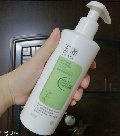 玉澤皮膚屏障修護身體乳和標(biāo)婷維生素e乳哪個好 玉澤皮膚屏障修護身體乳和標(biāo)婷維生素e乳哪個好