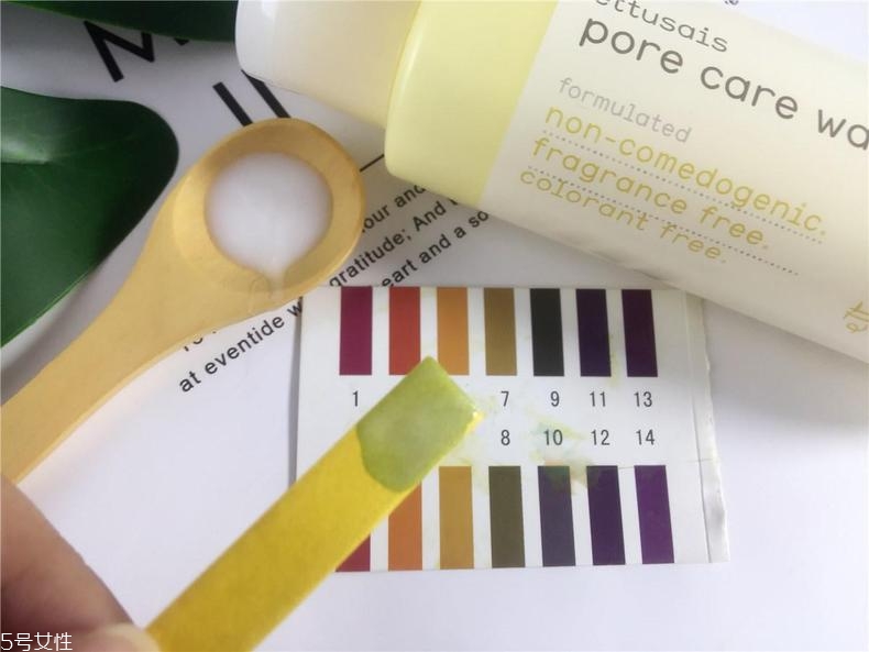 艾杜紗洗面奶是皂基嗎 艾杜紗洗面奶能卸彩妝嗎 艾杜紗洗面奶是皂基嗎 艾杜紗洗面奶能卸彩妝嗎