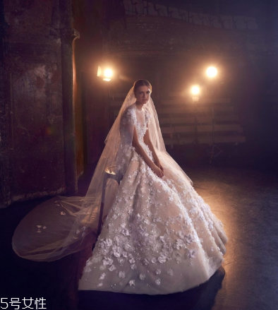 婚紗怎么貼暖寶寶？穿婚紗暖寶寶貼在哪？