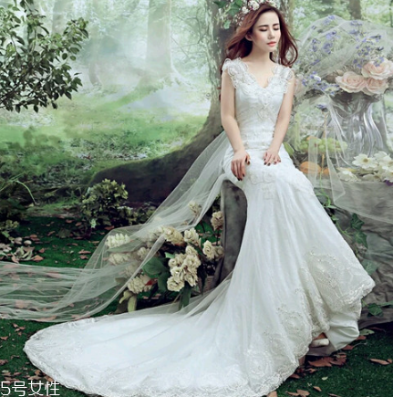 婚紗租一天多少錢？婚紗租金一般是多少？