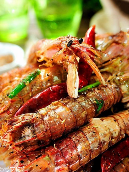 皮皮蝦能和櫻桃一起吃嗎？皮皮蝦和櫻桃可以同吃嗎？