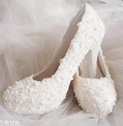 婚鞋可以提前穿嗎？婚鞋提前穿有影響嗎？