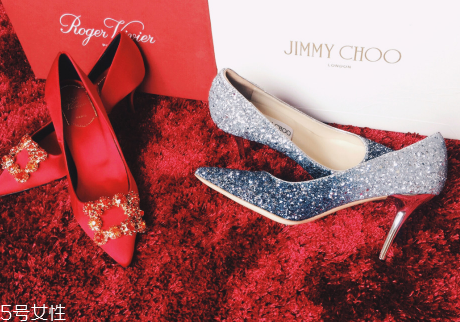 婚鞋要準備幾雙？結(jié)婚要幾雙婚鞋？