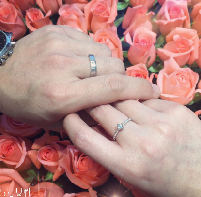 婚戒一般什么時候買？婚戒提前多長時間買？