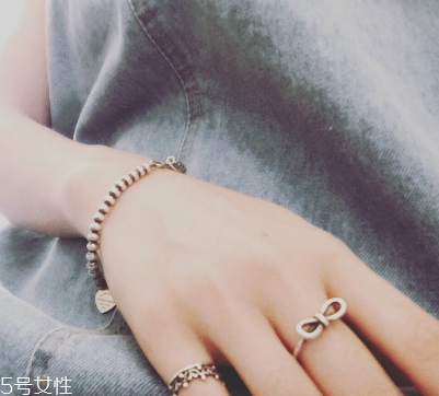 阿吉豆戒指一般多少錢？阿吉豆戒指正品價(jià)格