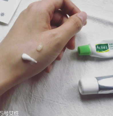 獅王祛痘膏和曼秀雷敦祛痘膏哪個好用 獅王vs曼秀雷敦 獅王祛痘膏和曼秀雷敦祛痘膏哪個好用 獅王vs曼秀雷敦