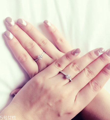 鉆戒可以用洗潔精洗嗎？鉆戒用洗潔精洗好嗎？