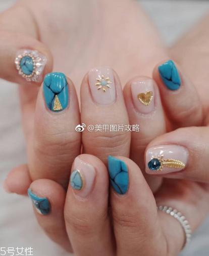 2022美甲寶石款式圖片大全 把寶石鑲在指尖的9款美甲 2022美甲寶石款式圖片大全 把寶石鑲在指尖的9款美甲