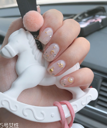 婚紗美甲圖片2022新款式 簡單優(yōu)雅時尚7款婚紗美甲 婚紗美甲圖片2022新款式 簡單優(yōu)雅時尚7款婚紗美甲