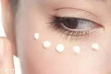 眼霜去眼袋哪個(gè)牌子好？什么眼霜去眼袋效果好？