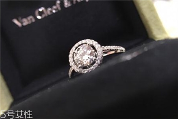 鉆戒清洗會損耗嗎？鉆戒清洗對鉆戒有傷害嗎？