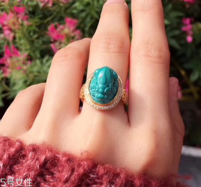 綠松石戒指可以碰水嗎？綠松石戒指沾水有影響嗎？