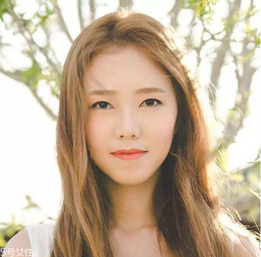 染發(fā)哪種顏色好看 染發(fā)哪種顏色顯白 染發(fā)哪種顏色好看 染發(fā)哪種顏色顯白