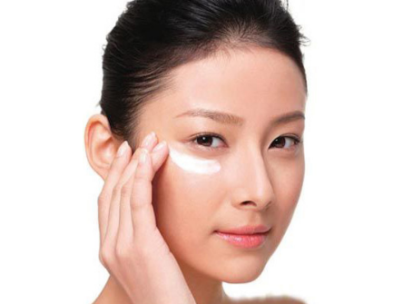 眼霜分年齡嗎？眼霜使用分年齡段嗎？