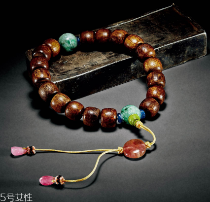 沉香手串是什么味道？沉香手串正品味道是什么樣的？