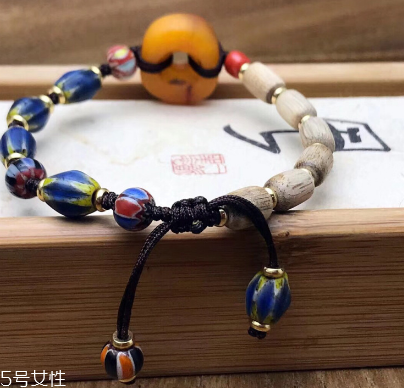 沉香手串是什么味道？沉香手串正品味道是什么樣的？