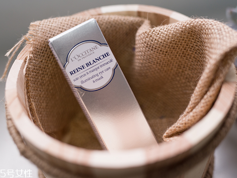 眼霜里的小勺怎么用？眼霜里的勺子如何使用