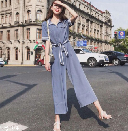 不會搭配衣服怎么辦？女生不會搭配怎么解決？