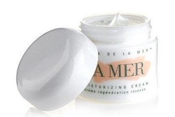 面霜晚上涂睡覺(jué)可以嗎？晚上涂面霜對(duì)皮膚好嗎？