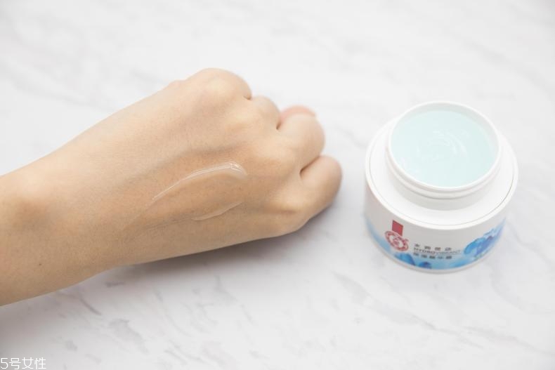 大寶水潤(rùn)靈動(dòng)有激素嗎 大寶水潤(rùn)靈動(dòng)好用嗎 大寶水潤(rùn)靈動(dòng)有激素嗎 大寶水潤(rùn)靈動(dòng)好用嗎