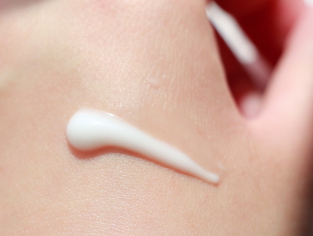 珂潤美白精華液怎么樣？珂潤美白精華液多少錢