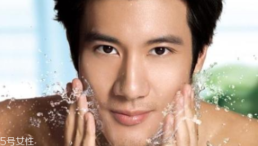 祛痘手術(shù)后多久能洗臉 祛痘手術(shù)后能用熱水洗臉嗎 祛痘手術(shù)后多久能洗臉 祛痘手術(shù)后能用熱水洗臉嗎