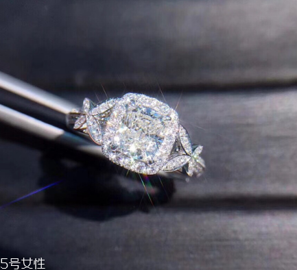 鉆戒上的鉆石會掉嗎？鉆戒的鉆石容易掉嗎？