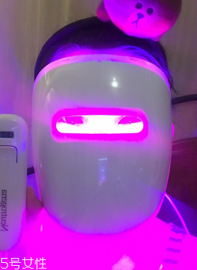 紅藍(lán)光祛痘疼痛嗎 紅藍(lán)光祛痘的詳細(xì)過程