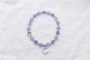 月光石是幾月生辰石？月光石適合幾月出生的？