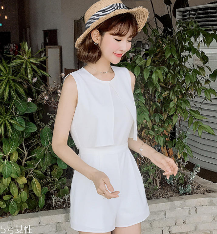 夏天穿什么連體褲好看？夏天適合穿什么連體褲？