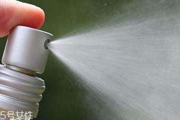 防曬噴霧是最后用嗎？防曬噴霧化完妝用嗎？