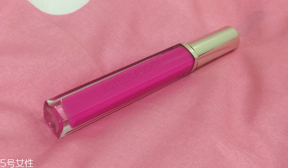 雅詩蘭黛戀愛唇釉有幾種質(zhì)地 雅詩蘭黛戀愛唇釉試色 雅詩蘭黛戀愛唇釉有幾種質(zhì)地 雅詩蘭黛戀愛唇釉試色